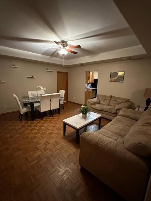Hébergement de vacances 4br With Pool, Shopping &