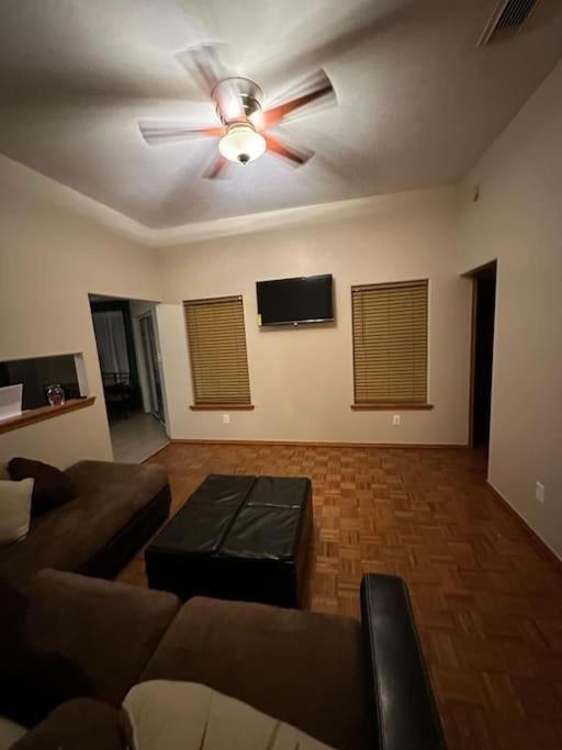 4br With Pool, Shopping & *